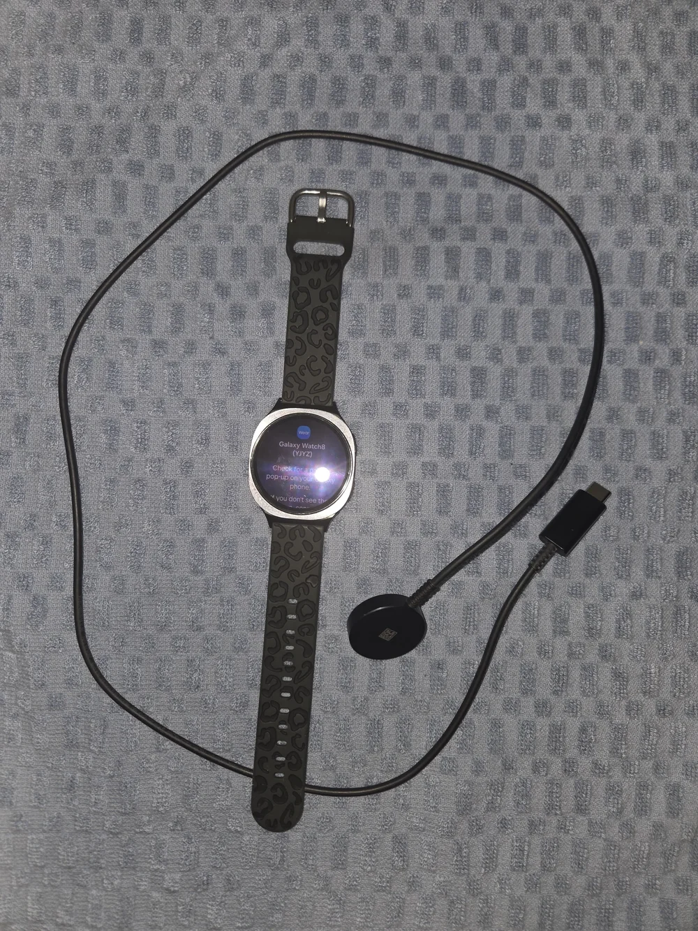 Samsung Galaxy Watch4 Black Silicone Smartwatch And Leopard Accent Band. Worn 2x